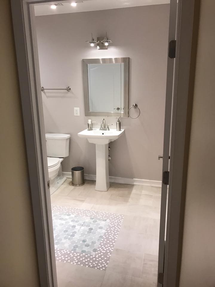 washbasin in bathroom area