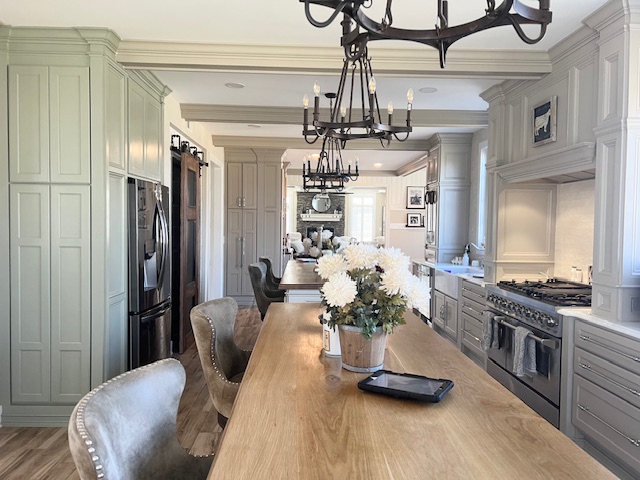 kitchen with green wall have beautiful lights and decoration